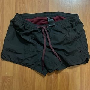 Men’s running shorts